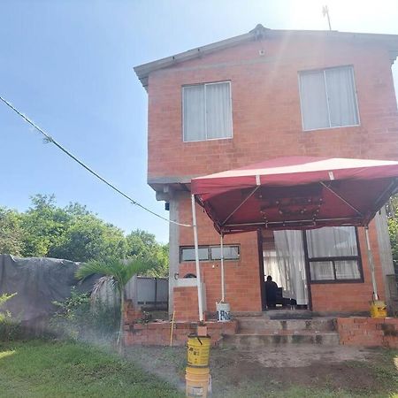 Casa En Condominio Guamo Tolima エクステリア 写真